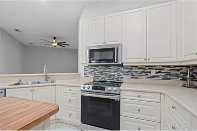 10582 SW Westlawn Boulevard, Port Saint Lucie, FL 34987 - Photo 9