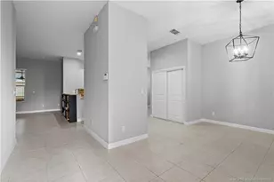 10582 SW Westlawn Blvd, Port Saint Lucie, FL 34987 - Photo 7