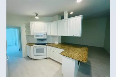 781 SW Balmoral Trace, Stuart, FL 34997 - Photo 5