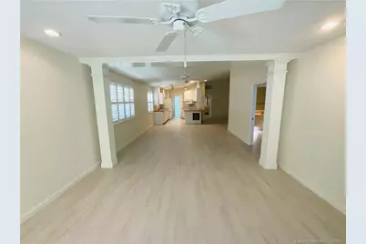 781 SW Balmoral Trace, Stuart, FL 34997 - Photo 7