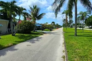 6322 Cypress Ln, Lantana, FL 33462 - Photo 39