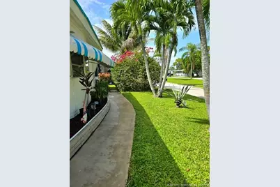6322 Cypress Lane, Lantana, FL 33462 - Photo 45