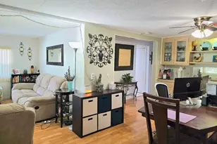 6322 Cypress Ln, Lantana, FL 33462 - Photo 9