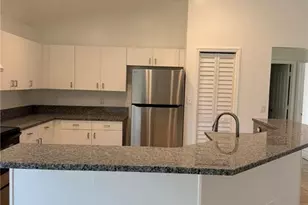 2249 SE Friendship Ln, Port Saint Lucie, FL 34952 - Photo 5