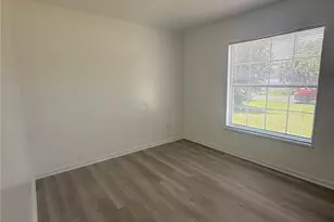 2249 SE Friendship Ln, Port Saint Lucie, FL 34952 - Photo 9