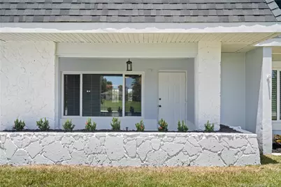 864 SE Degan Drive, Port Saint Lucie, FL 34983 - Photo 9