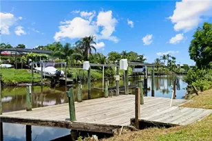 864 SE Degan Dr, Port Saint Lucie, FL 34983 - Photo 1