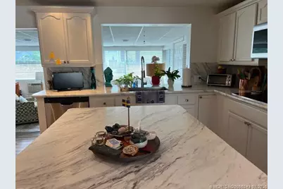 2555 Pga Boulevard #83, Palm Beach Gardens, FL 33410 - Photo 3
