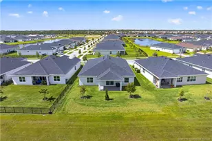 1337 SE Crosswood Wy, Port Saint Lucie, FL 34984 - Photo 33
