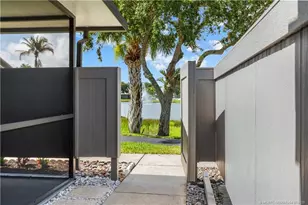 4056 NW Cinnamon Tree Cir, Jensen Beach, FL 34957 - Photo 33