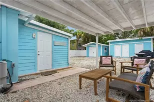 657 SW Cleveland Ave, Stuart, FL 34994 - Photo 27