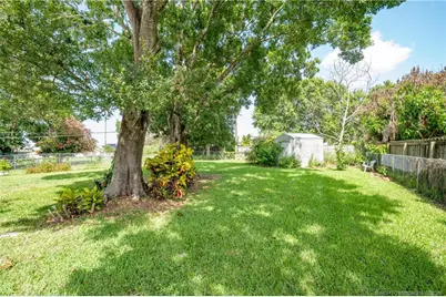 537 NW Sagamore Terrace, Port Saint Lucie, FL 34983 - Photo 25