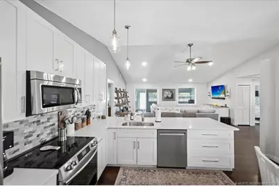 6703 SE Raintree Avenue, Stuart, FL 34997 - Photo 41