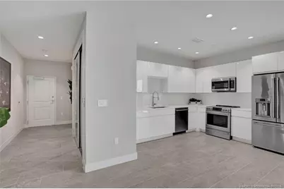 41 Seminole SW Street Apt #209, Stuart, FL 34994 - Photo 11