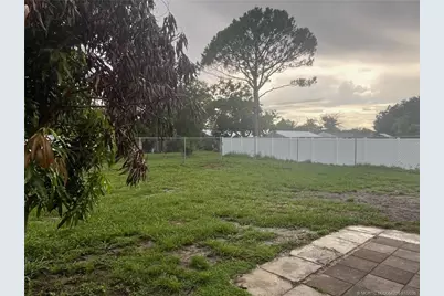 450 SW Belmont Circle, Port Saint Lucie, FL 34953 - Photo 17