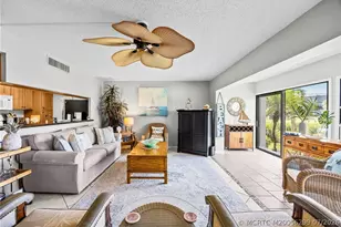 333 NE Golfview Circle, Stuart, FL 34996 - Photo 11
