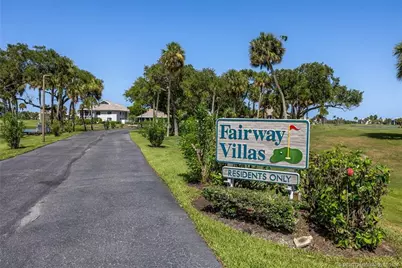 333 NE Golfview Circle, Stuart, FL 34996 - Photo 3