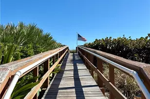2571 Ocean Blvd NE, Stuart, FL 34996 - Photo 21