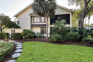 5152 SE Club Way, Stuart, FL 34997 - Photo 3