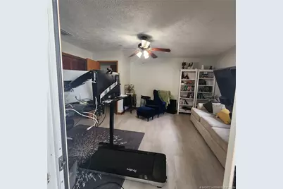 6101 Palmetto Drive, Fort Pierce, FL 34982 - Photo 3