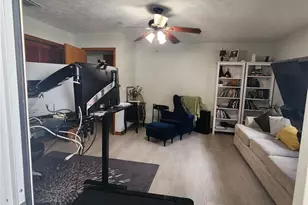 6101 Palmetto Dr, Fort Pierce, FL 34982 - Photo 3