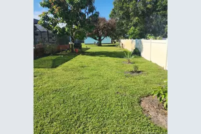 6101 Palmetto Drive, Fort Pierce, FL 34982 - Photo 21