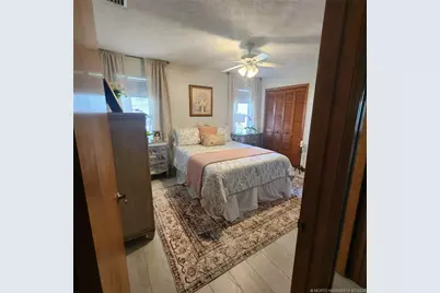6101 Palmetto Drive, Fort Pierce, FL 34982 - Photo 11