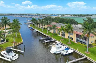 2600 S Kanner Hwy, Stuart, FL 34994 - Photo 1