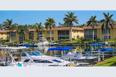 2600 S Kanner Highway #V7, Stuart, FL 34994 - Photo 37