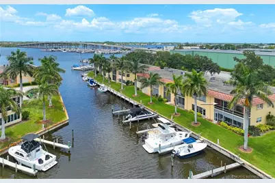 2600 S Kanner Highway #V7, Stuart, FL 34994 - Photo 5