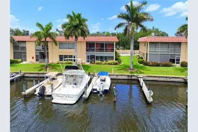 2600 S Kanner Highway #V7, Stuart, FL 34994 - Photo 11