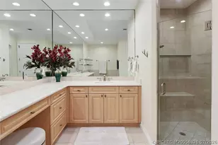952 SE Willoughby Trace, Stuart, FL 34997 - Photo 15