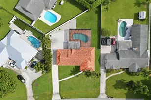 4741 Holly Dr, Palm Beach Gardens, FL 33418 - Photo 5