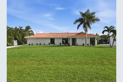 4741 Holly Drive, Palm Beach Gardens, FL 33418 - Photo 1