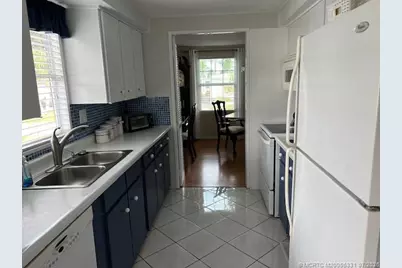 6387 Elm Lane, Lantana, FL 33462 - Photo 15