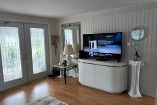 6387 Elm Ln, Lantana, FL 33462 - Photo 3