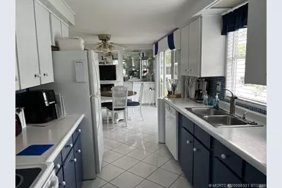 6387 Elm Lane, Lantana, FL 33462 - Photo 13