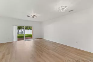 4964 SE Mariner Garden Cir, Stuart, FL 34997 - Photo 11