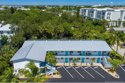 660 SW Bryant Avenue #10, Stuart, FL 34994 - Photo 15