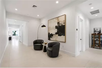 51 SE Seminole Street #205, Stuart, FL 34994 - Photo 5