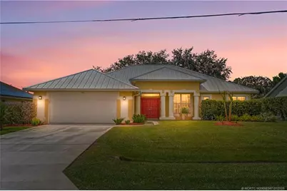 502 SE Majestic Terrace, Port Saint Lucie, FL 34983 - Photo 1