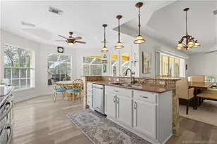 502 SE Majestic Terrace, Port Saint Lucie, FL 34983 - Photo 13