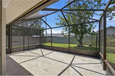 822 SE Cavern Avenue, Port Saint Lucie, FL 34983 - Photo 21