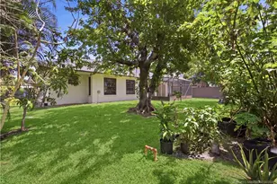 822 SE Cavern Ave, Port Saint Lucie, FL 34983 - Photo 23