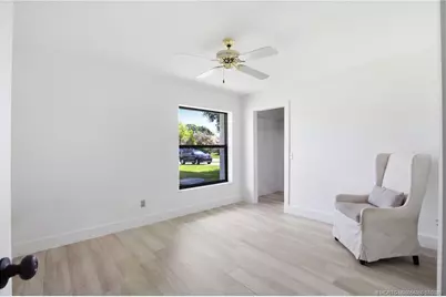 822 SE Cavern Avenue, Port Saint Lucie, FL 34983 - Photo 13