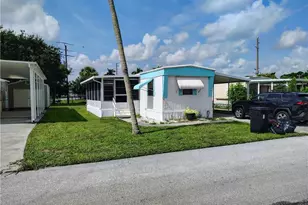 116 SE Trafalgar Terrace, Stuart, FL 34994 - Photo 1