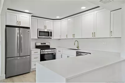 1800 SE Saint Lucie Boulevard #11-307, Stuart, FL 34996 - Photo 3