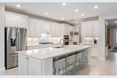 10211 SW Pervenche Lane, Port Saint Lucie, FL 34987 - Photo 1