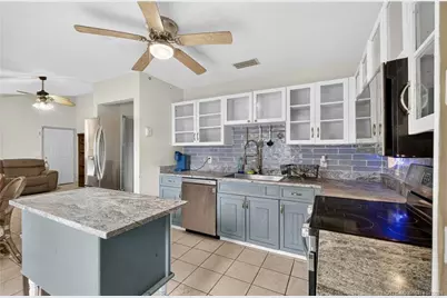 1625 22nd Avenue SW, Vero Beach, FL 32962 - Photo 7
