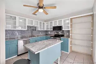 1625 22nd Ave SW, Vero Beach, FL 32962 - Photo 5